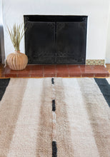 Load image into Gallery viewer, Campo Striped Wool Rug
