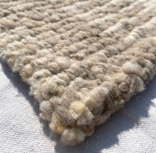 Load image into Gallery viewer, Estancia Wool Rug in Sand &amp; White
