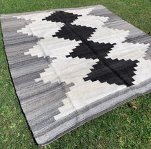 Load image into Gallery viewer, Puna Sheep Wool Rug in Black, White &amp; Grey
